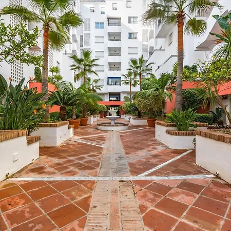Appartement Studio, With Sea View, In Medina Garden - Puerto Banus Marbella